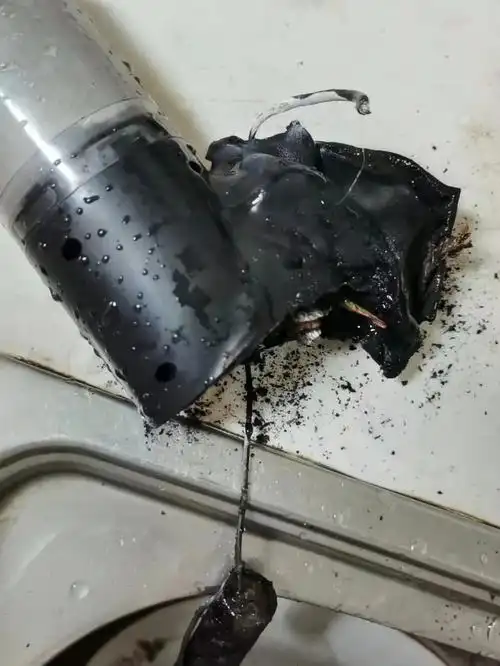 都爆炸了客服还要再给我寄一个!