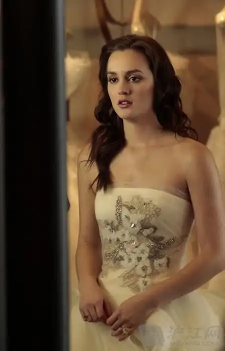 《绯闻女孩》即将回归:最新剧照提示最终谜底!