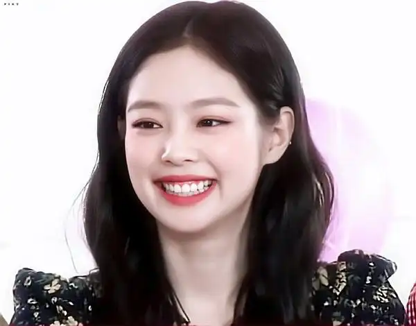 有无女idol露齿笑的图