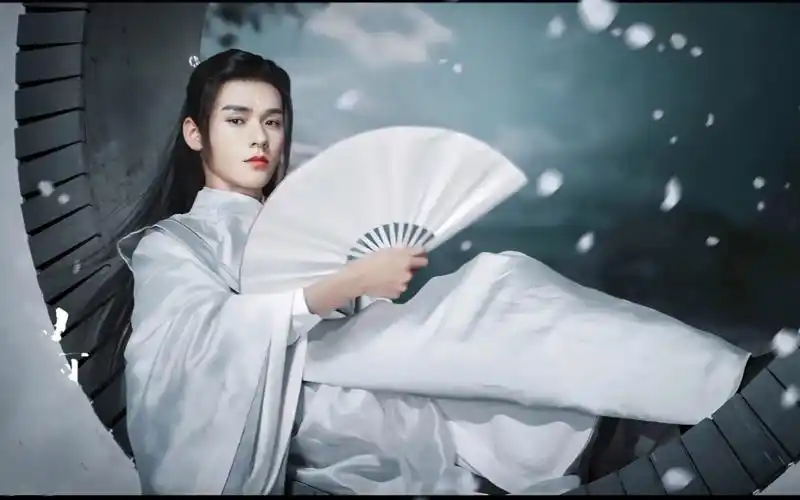 【龚俊|温客行】流云三千浮世浪,举觞淡饮一瓢凉,君心明月自皎然,年华