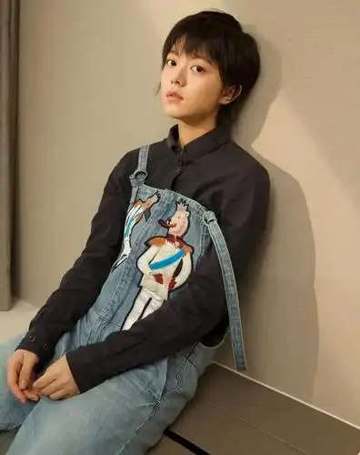 可萌可爱可怜的演员赵今麦