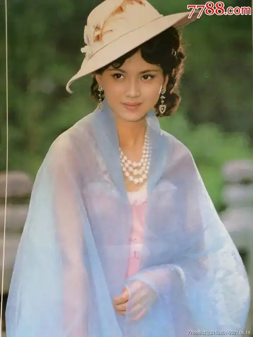 挂历散页,演员陶慧敏