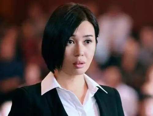 和导演相爱10多年被抛弃,凭借《战狼2》爆红,如今43岁身价过亿