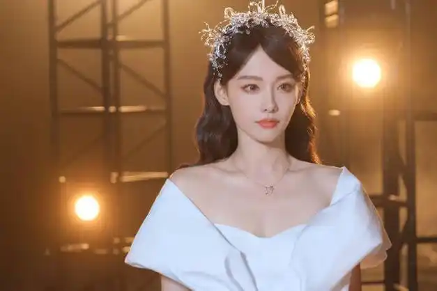 "张嘉倪的优点是清新脱俗,年轻,有现代感,还有舞蹈基础,1米64的身高和