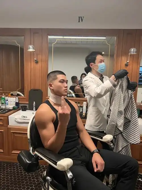 左滑帮我剪寸头