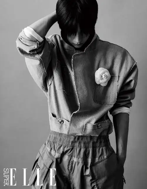 王一博最新写真大片曝光混搭造型时尚表现力十足