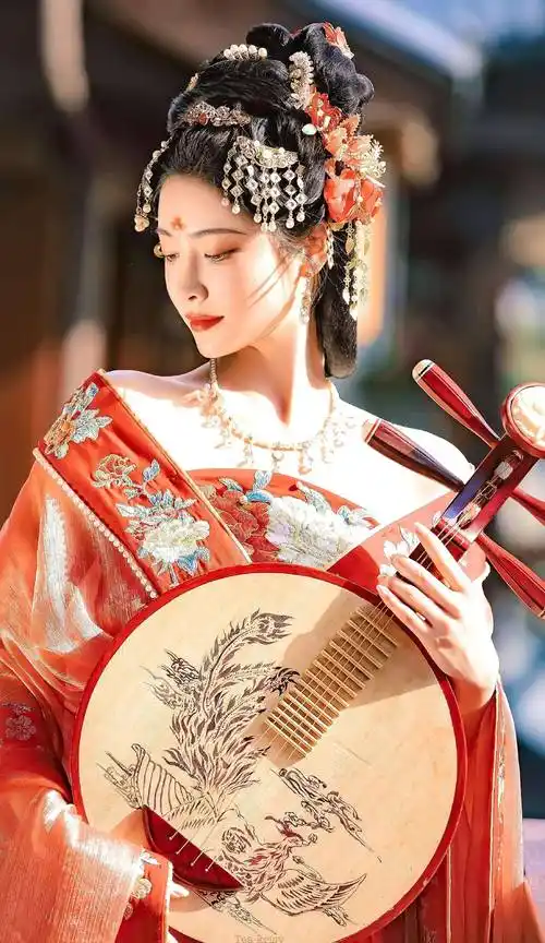 许佳琪穿汉服也太美了,网友表示:快多拍点古装剧吧_姐姐_配饰_整体