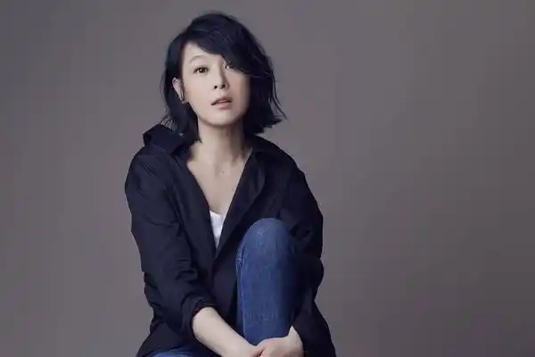 黄磊4岁儿子罕曝真容,妻子生3胎后时隔12年复出|孙莉|贾静雯|刘若英