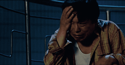 请看黄渤的"万分之一"↓普通观众可能觉得已经哭得很好了,但作为演员