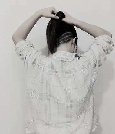 剪了undercut后很后悔 undercut女生扎马尾