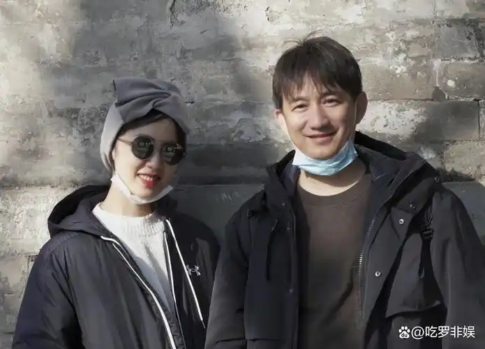 孙莉被黄磊追到手的时候才17岁看了旧照后才知道黄磊有多幸福