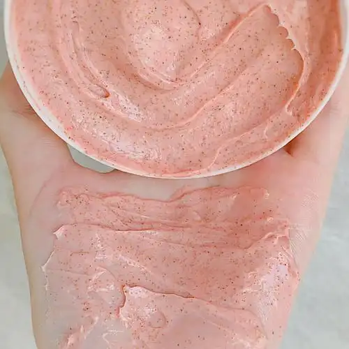 纽西之谜身体磨砂玫瑰嫩白全身去角角质鸡皮滋润身体磨砂膏