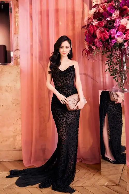 angelababy黑色抹胸裙