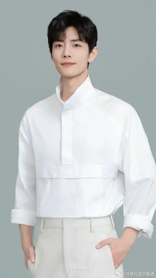 肖战穿白#肖战的国风白衬衫造型好春天,谁能拒绝穿白色衬衣的肖战呀