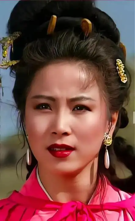 演员赵越嫁二婚佟凡恩爱25年57岁无儿无女亦无悔