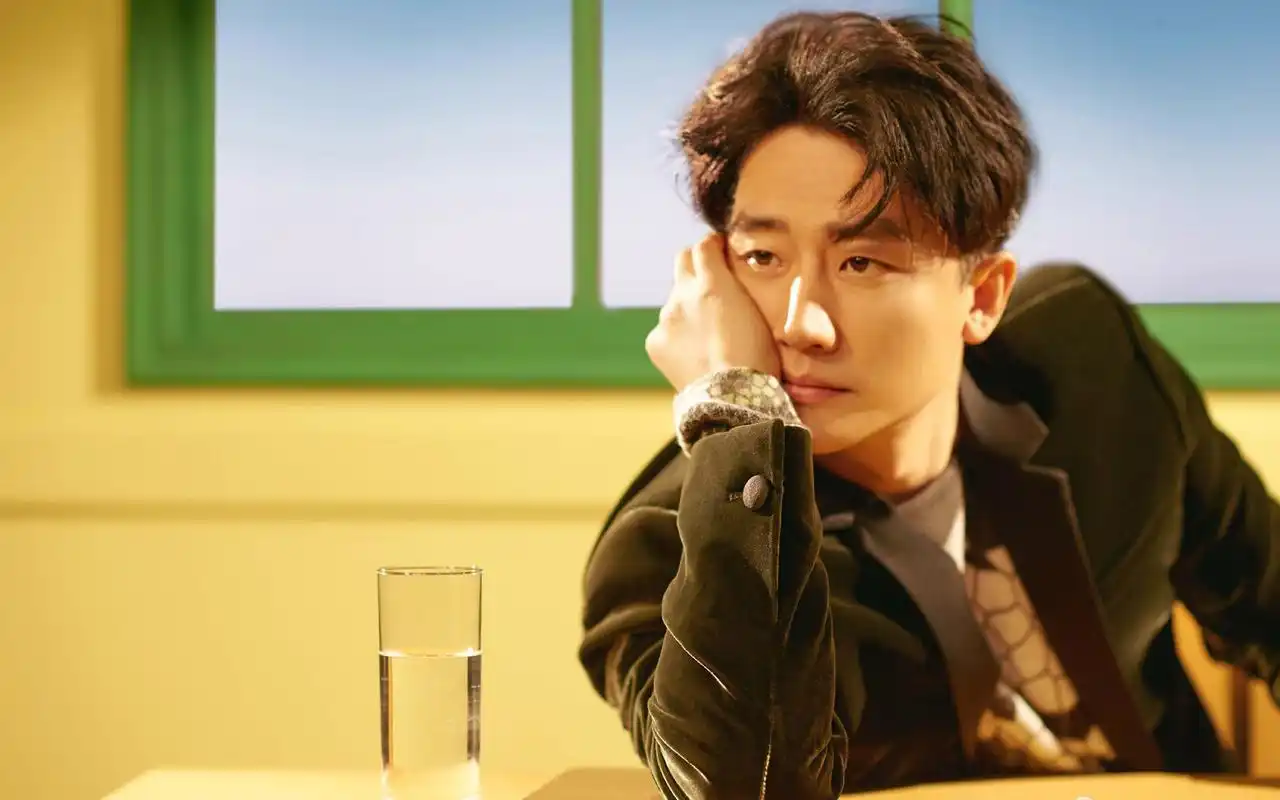 明星帅哥黄轩高清时尚帅气写真图-大陆明星-壁纸下载-美桌网