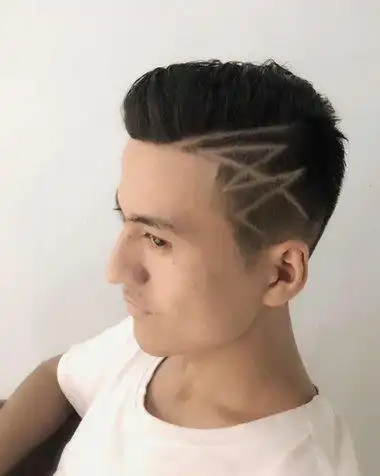 男士短发一道刻痕发型图片集合 中年男士侧面刻痕头发型大盘点