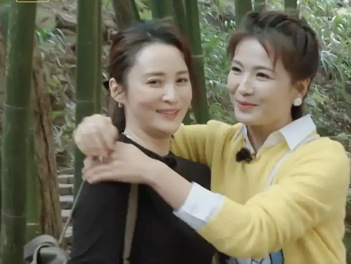 这几年蒋勤勤一直操劳家中的事情,刘涛则忙碌于影视剧和综艺,二人的