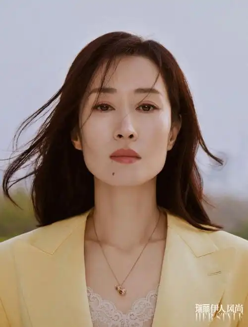 瑞丽伊人风尚5月刊##刘敏涛母爱力量大片