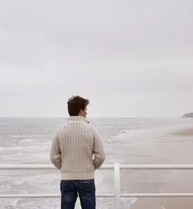 头像男看海背影男男生看海头像高清