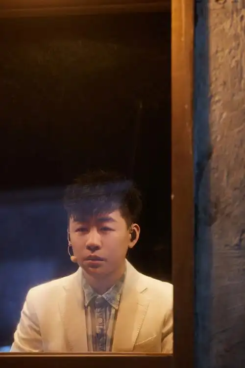 胡彦斌超话一组@胡彦斌在#披荆斩棘#三公舞台的剧照,大家都去看了吗?