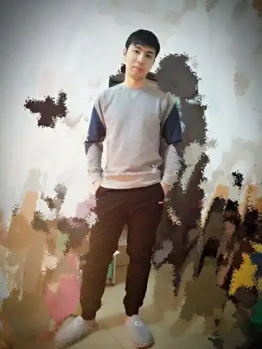 爱搭配标签:  买家秀 男朋友175,140斤,上衣l号,裤子xl号,很合适,供