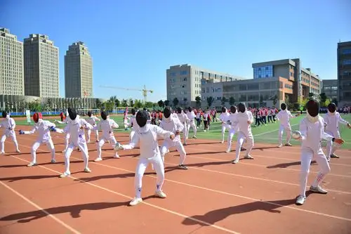 郑州市实验高中体育节开幕式:弘扬民族风,诠释爱国情