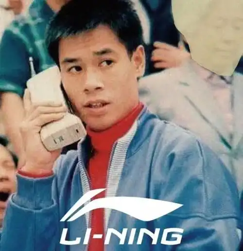 李宁卫衣被炒成高价中国品牌终于能和贵沾边了吗