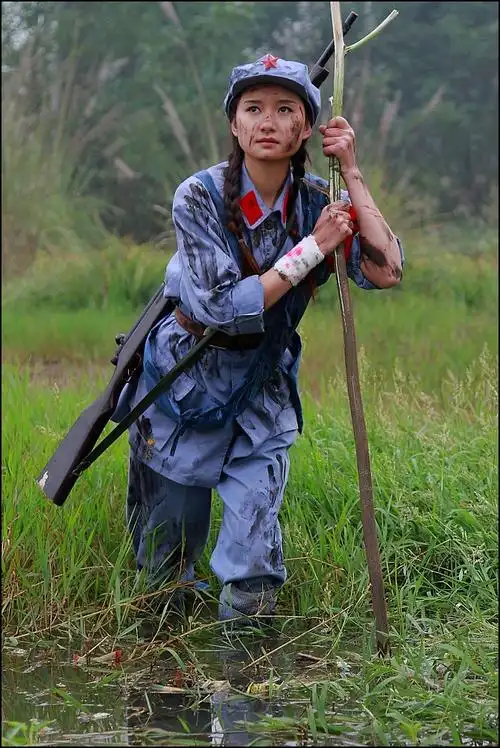 【纪念中国工农红军长征胜利八十周年】=========赤色情怀