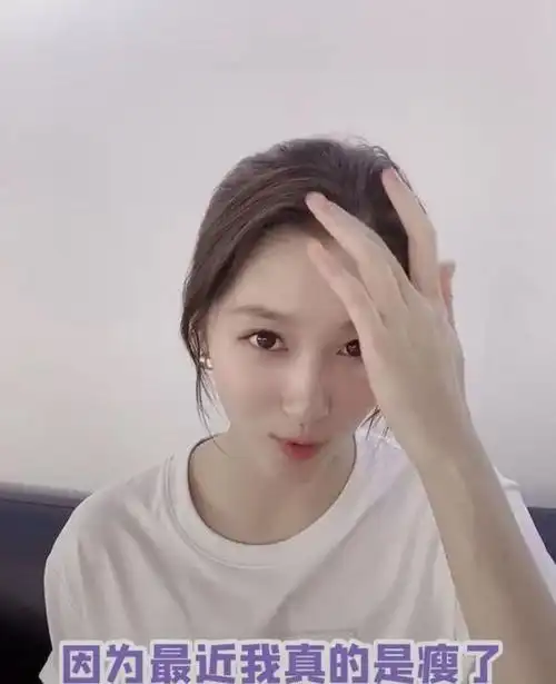 用微信扫描二维码 分享至好友和朋友圈 一直想撕掉"大壮"标签的关晓彤