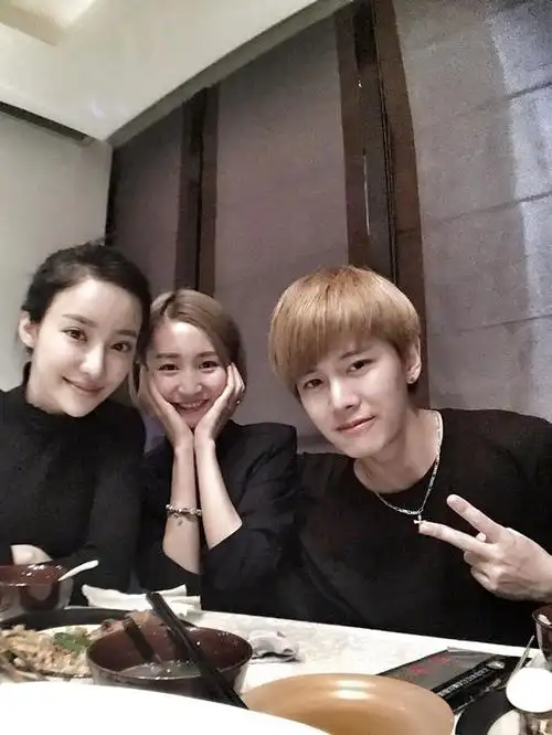 回顾任嘉伦即使一辈子不红也不抛弃陪伴了我11年的妻子聂欢