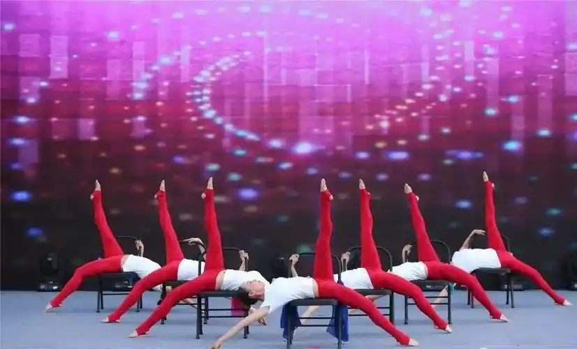 【大赛风采(内附视频)】"汤山温泉杯"首届全国健身瑜伽俱乐部赛集体