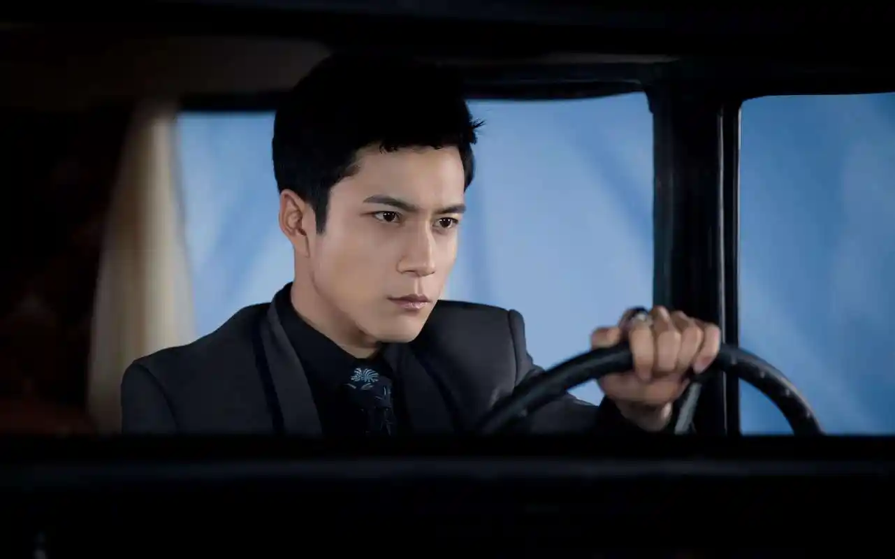 电视剧版的《原来你还在这里》,剧中的韩东君竟是这样的,要哭了