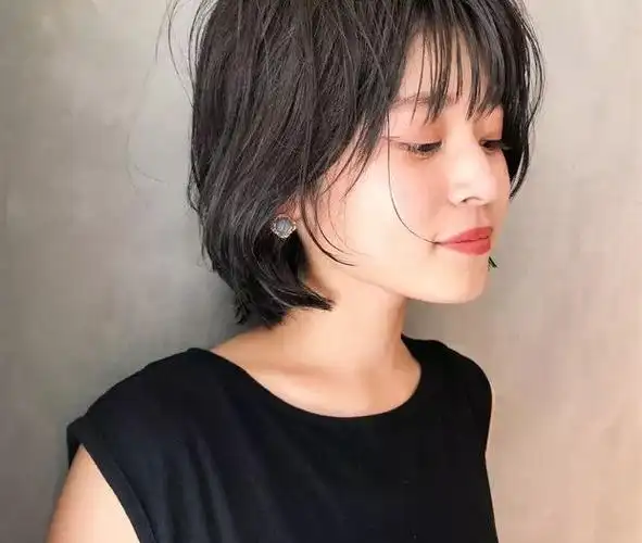 日系发型最美不过中短发
