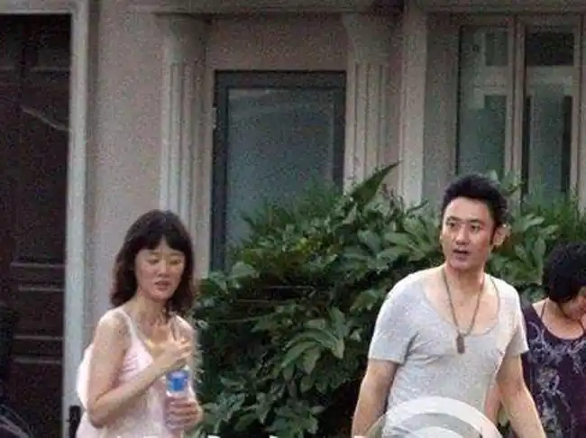 吴秀波现任老婆名字叫什么雅痞大叔对于老婆信息闭口不谈