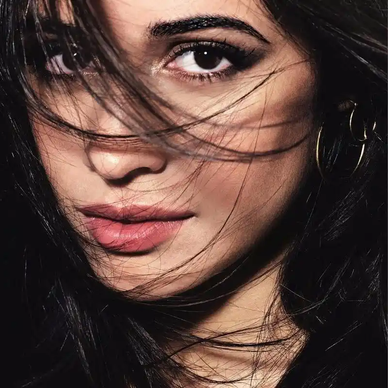 越来越耀眼camilacabello最新英国现场首唱新单