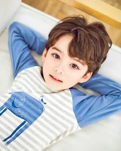 韩国5岁混血男孩因太帅迷倒无数人,网友:还是混血基因好|混血|基因|男