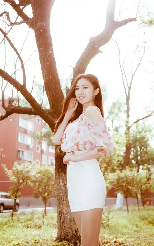 小清新美女图片手机壁纸