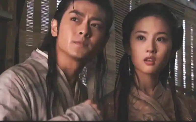 天龙八部段誉王语嫣茅屋躲雨遇到一对男女偷情场面一度尴尬