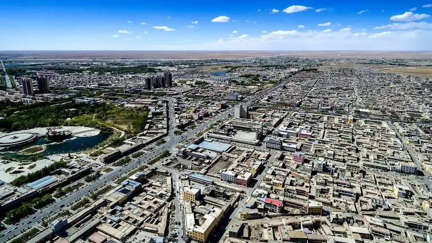 标题:【上帝视角看青海】格尔木