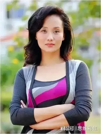 一分钟了解自带贵气霸总妈妈专业户李颖|老戏骨|她的演技|李颖(中国演