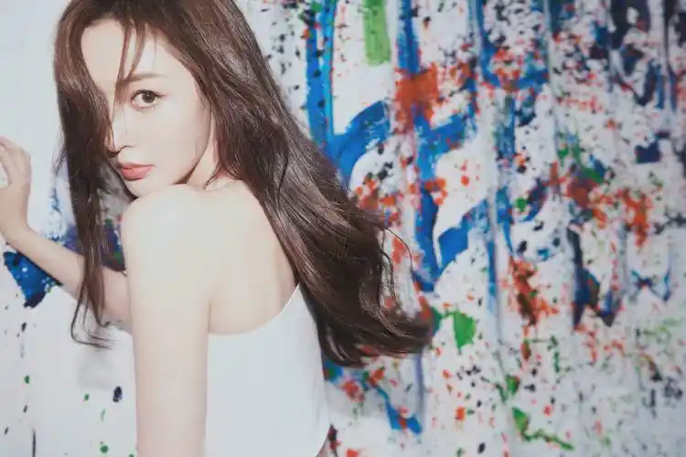 张天爱潘婷品牌大使 美不妥协闪耀蜕变看的见_直播间_宝洁_官方