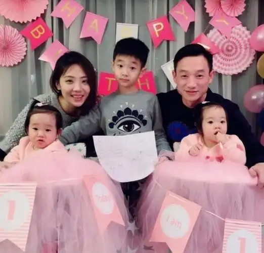 惊喜交集!谢娜二胎男孩女孩"意味深长"-第2张图片-杨帆网