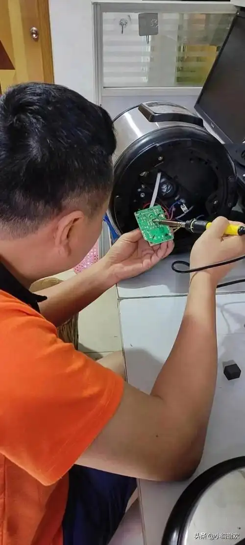 电脑板电饭锅通电不加热维修(粉丝要求修电脑的小编修电饭锅)(8)
