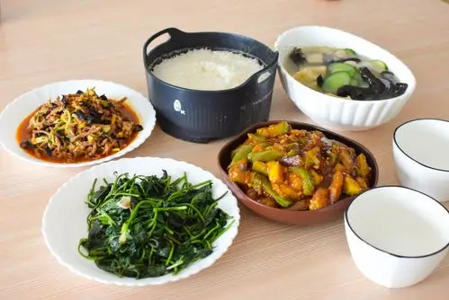 原创蟹姐家7日午饭,菜不多餐餐光盘,营养均衡家常好吃不浪费