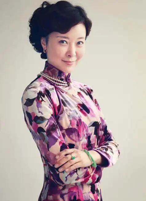 柯蓝的家世到底有多强大(柯蓝出生家庭及个人资料简介)-第10张图片