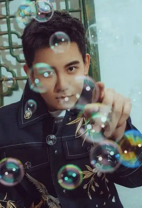 胡先煦的高考成绩被嘲,可殊不知人家已经是小戏骨了_分数_明星_网友