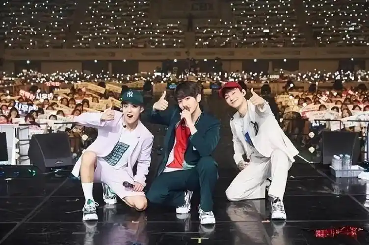 exo成员召开紧急记者会,声称受到前经纪公司sm的不公平待遇