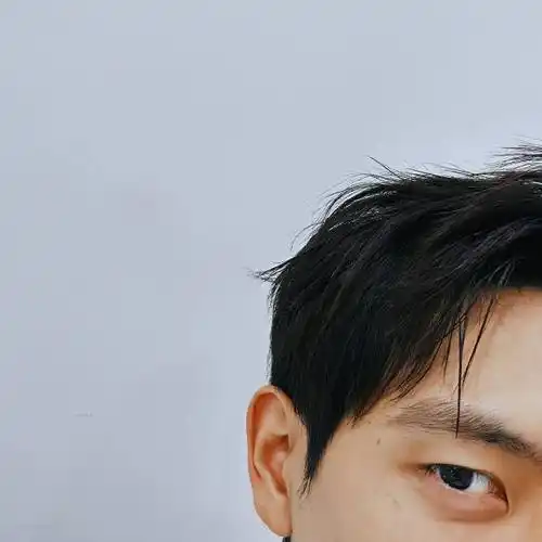 李现超话92#李现的ing#2023/09/20 ins 更新一则"04随机掉落…"