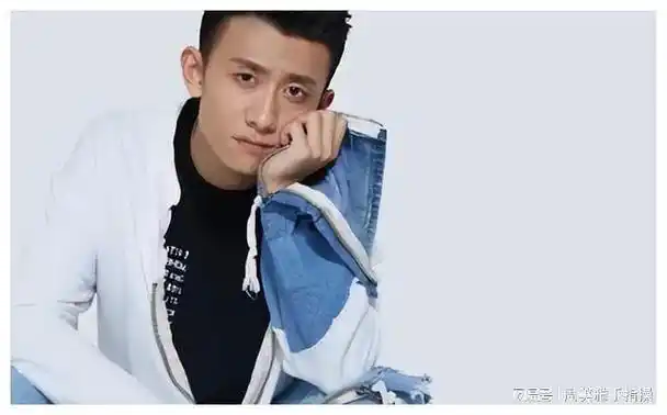 张一山为何会变成这样呢